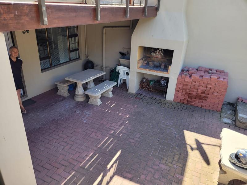 To Let 1 Bedroom Property for Rent in Diaz Western Cape